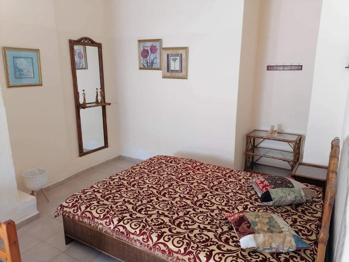 Beautiful Apartment Anais Near The Sea Agia Triada  Exterior photo